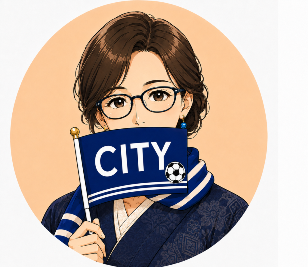 管理人ふねこがSITYの旗を持っている顔の画像